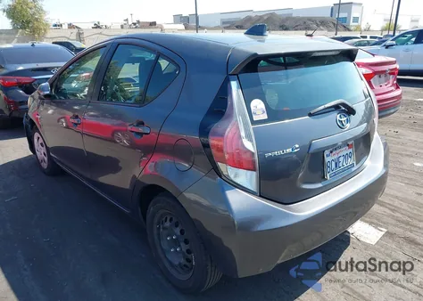 2016 Toyota Prius C One из США, поврежденный, VIN JTDKDTB36G1126552